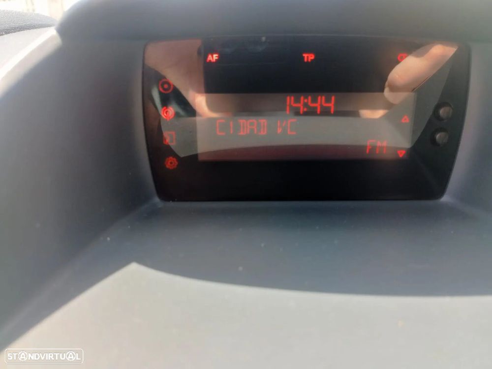 Ford Fiesta 1.25 Titanium - 12