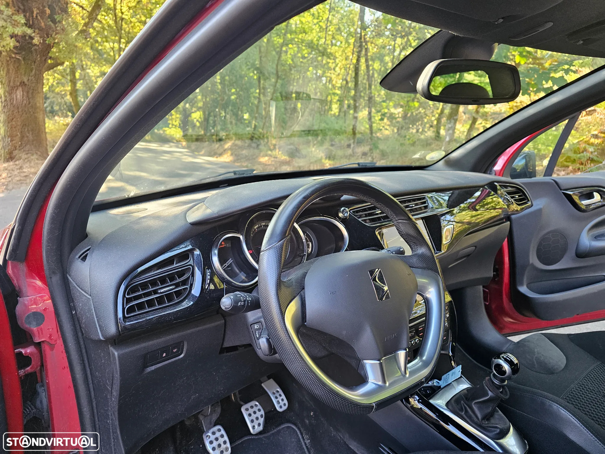Citroën DS3 1.6 BlueHDi Sport Chic - 23