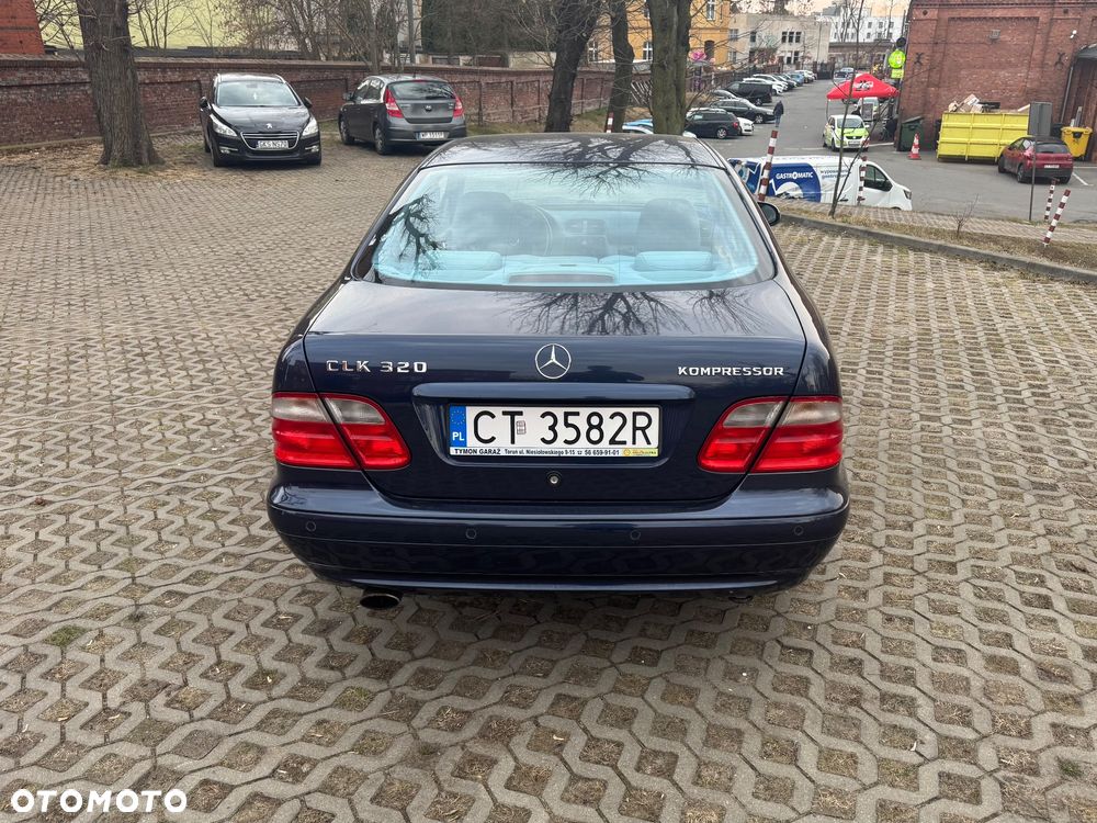 Mercedes-Benz CLK - 5