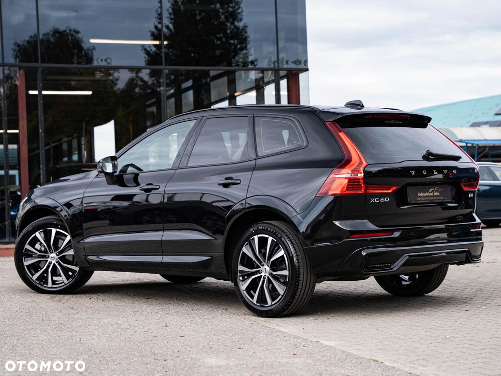 Volvo XC 60 B4 B Plus Dark - 10