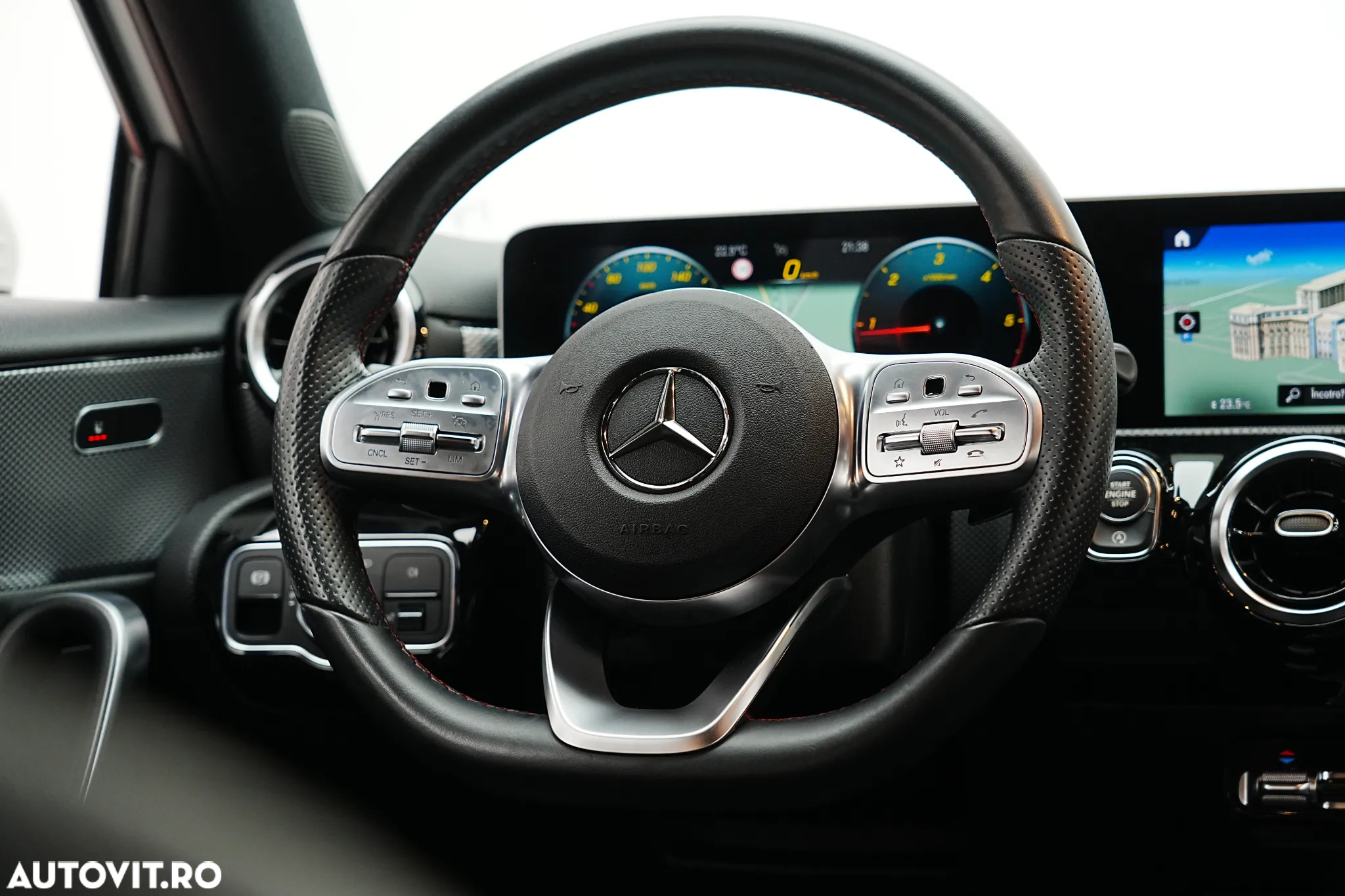 Mercedes-Benz A 180 d 7G-DCT AMG Line - 17