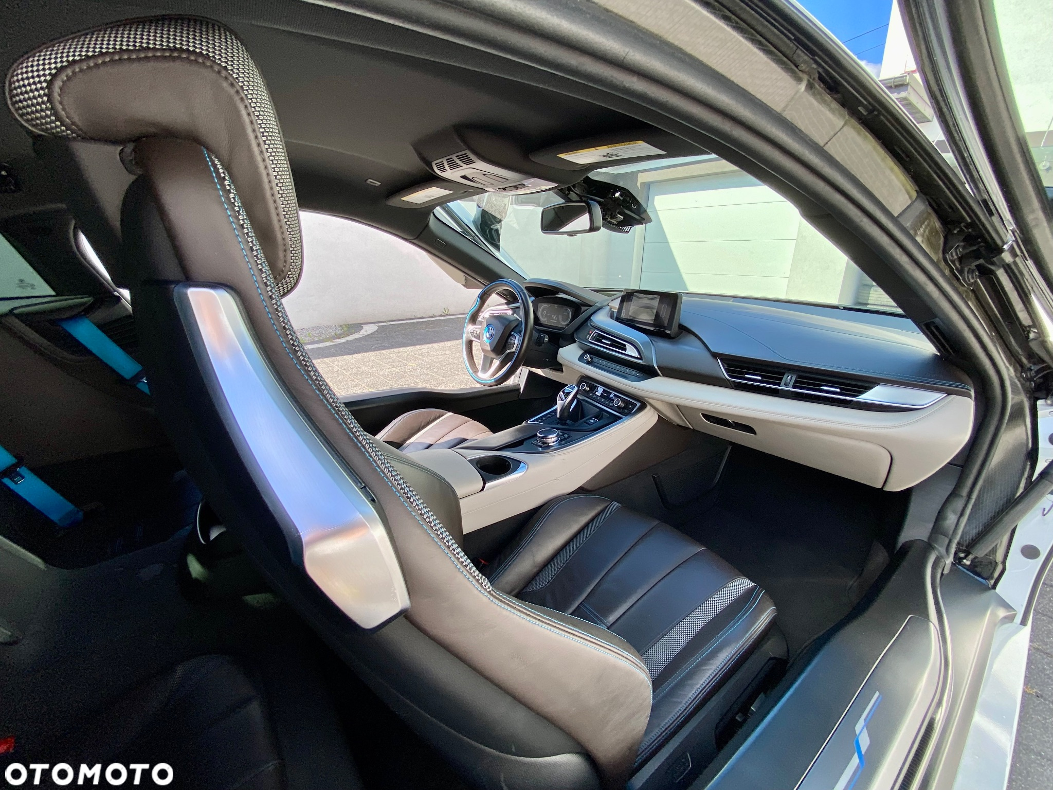 BMW i8 Standard - 23