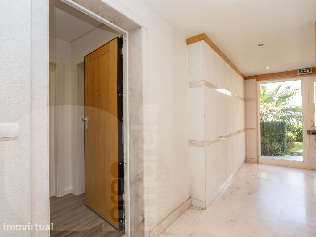 Apartamento T3 com terraço, suite e box em condomínio fechado local... - Grande imagem: 3/28