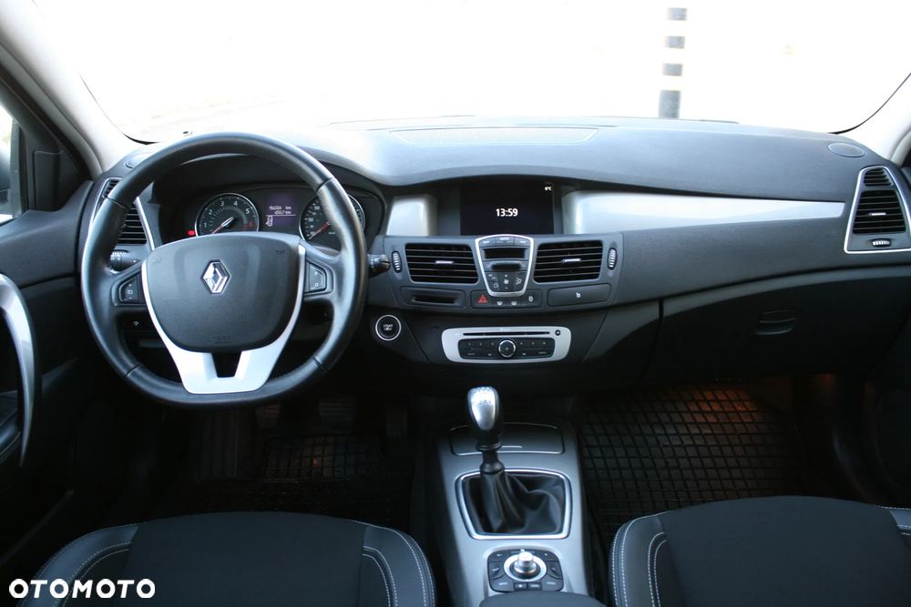 Renault Laguna 2.0 Authentique - 11