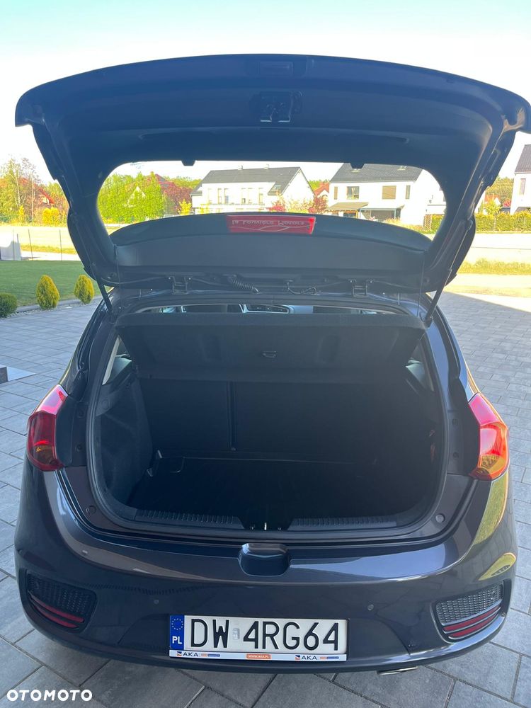 Kia Ceed - 18