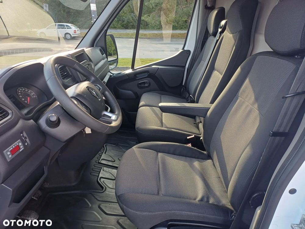 Renault Master - 18