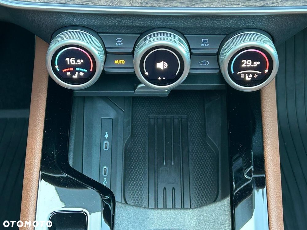 Skoda Superb 2.0 TSI 4x4 L&K DSG - 25