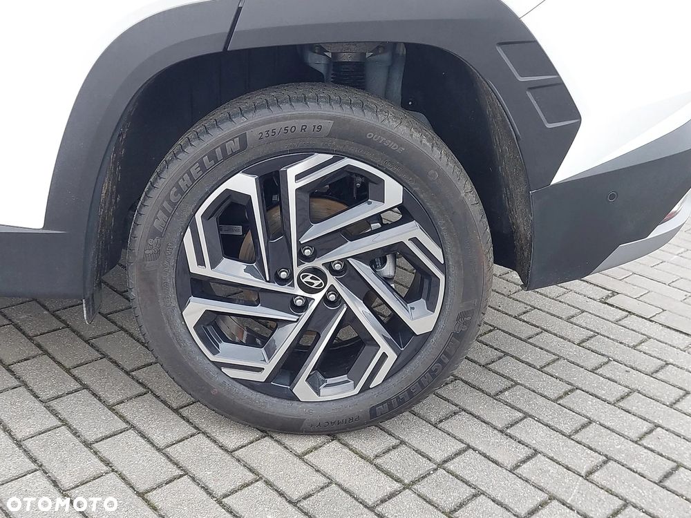 Hyundai Tucson 1.6 T-GDi HEV Executive 4WD - 19