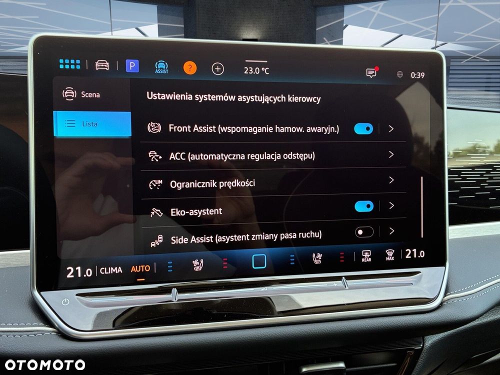 Volkswagen Passat - 21