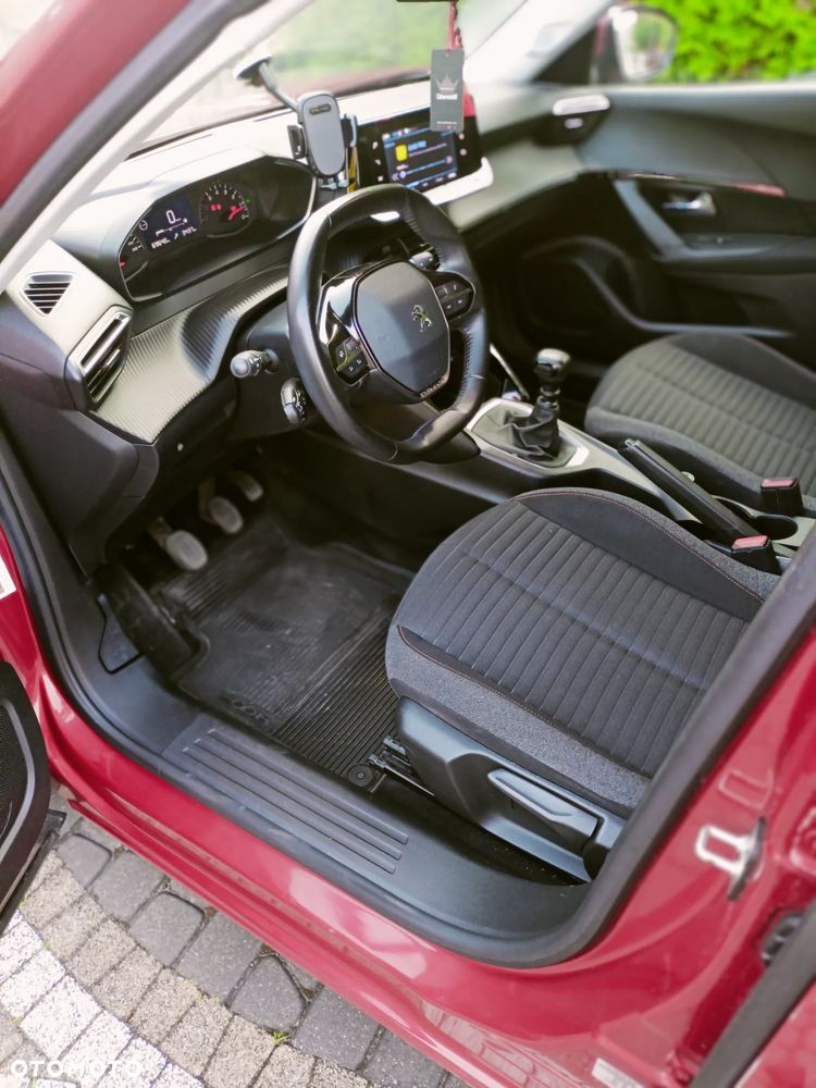 Peugeot 2008 1.2 PureTech Active S&S - 10