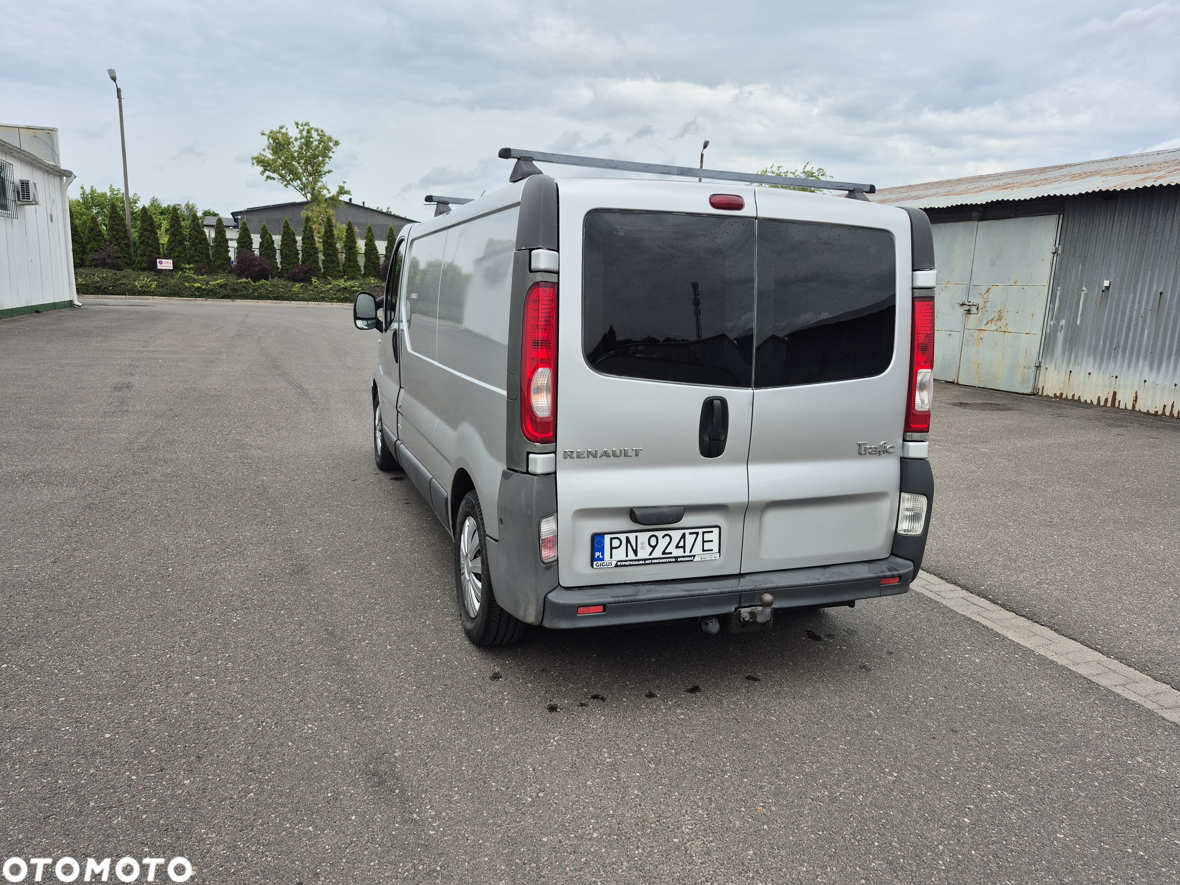 Renault Trafic - 8