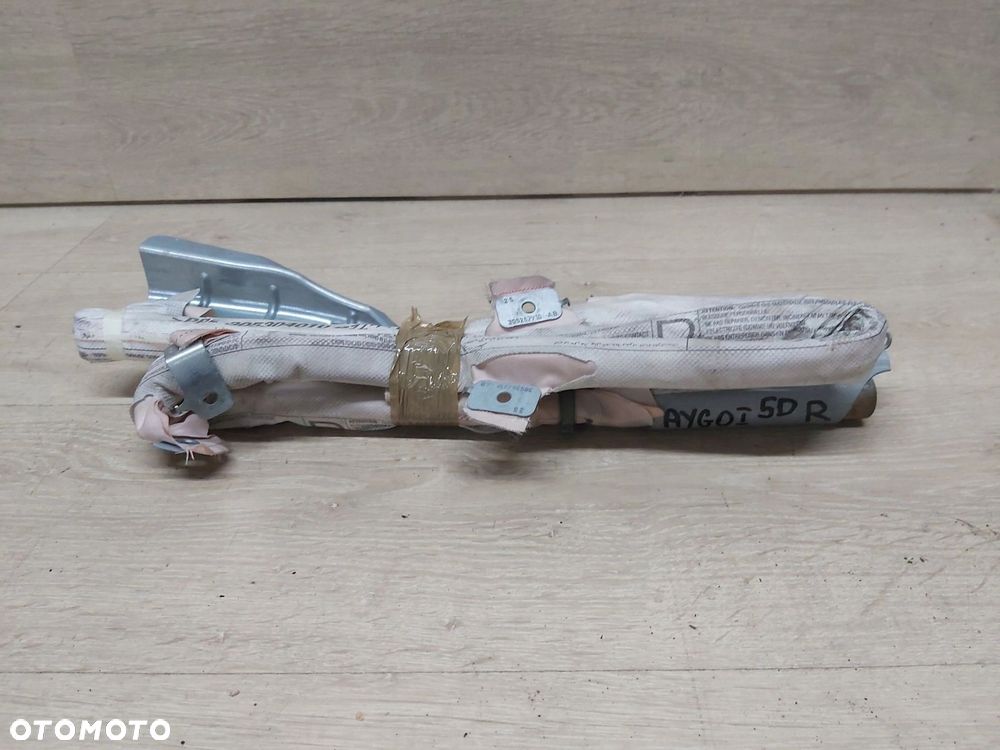Toyota AYGO I kurtyna prawa air bag 5 drzwi - 1