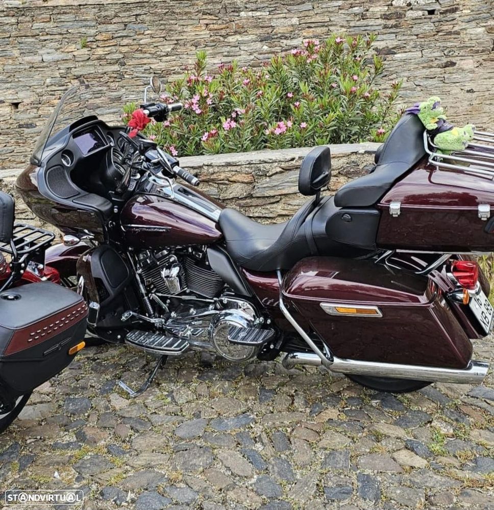 Harley-Davidson Road Glide Ultra - 2