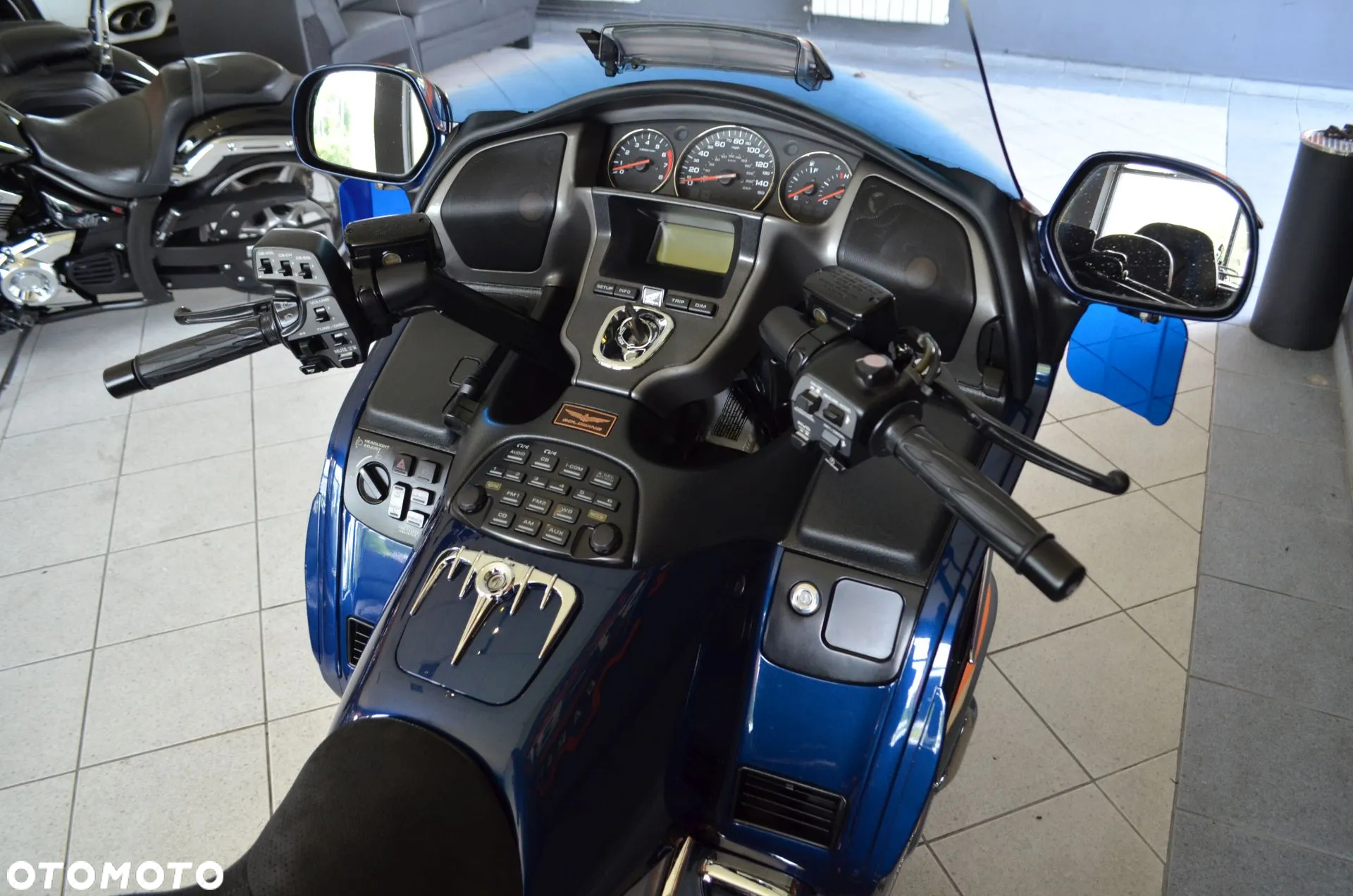 Honda GL - 32