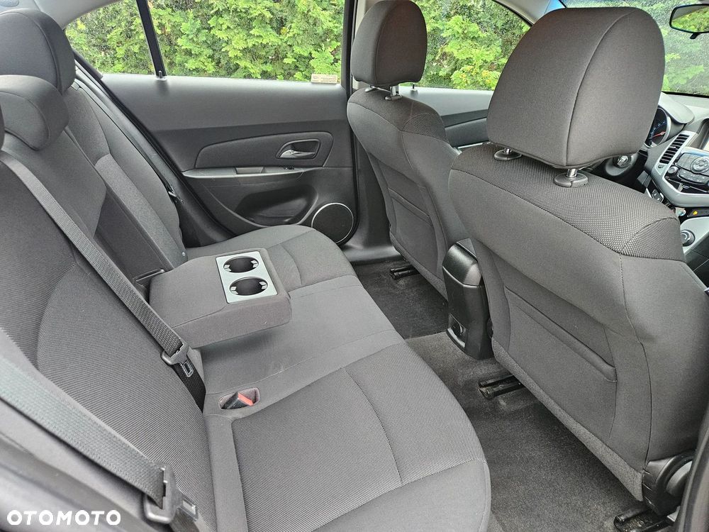 Chevrolet Cruze 1.6 LT+ - 13