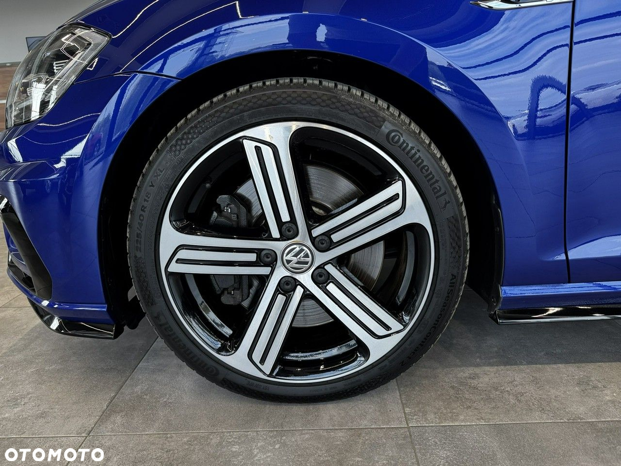 Volkswagen Golf - 12