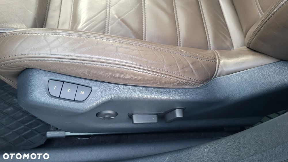Peugeot 508 SW BlueHDi FAP 180 Automatik Stop&Start Allure - 21