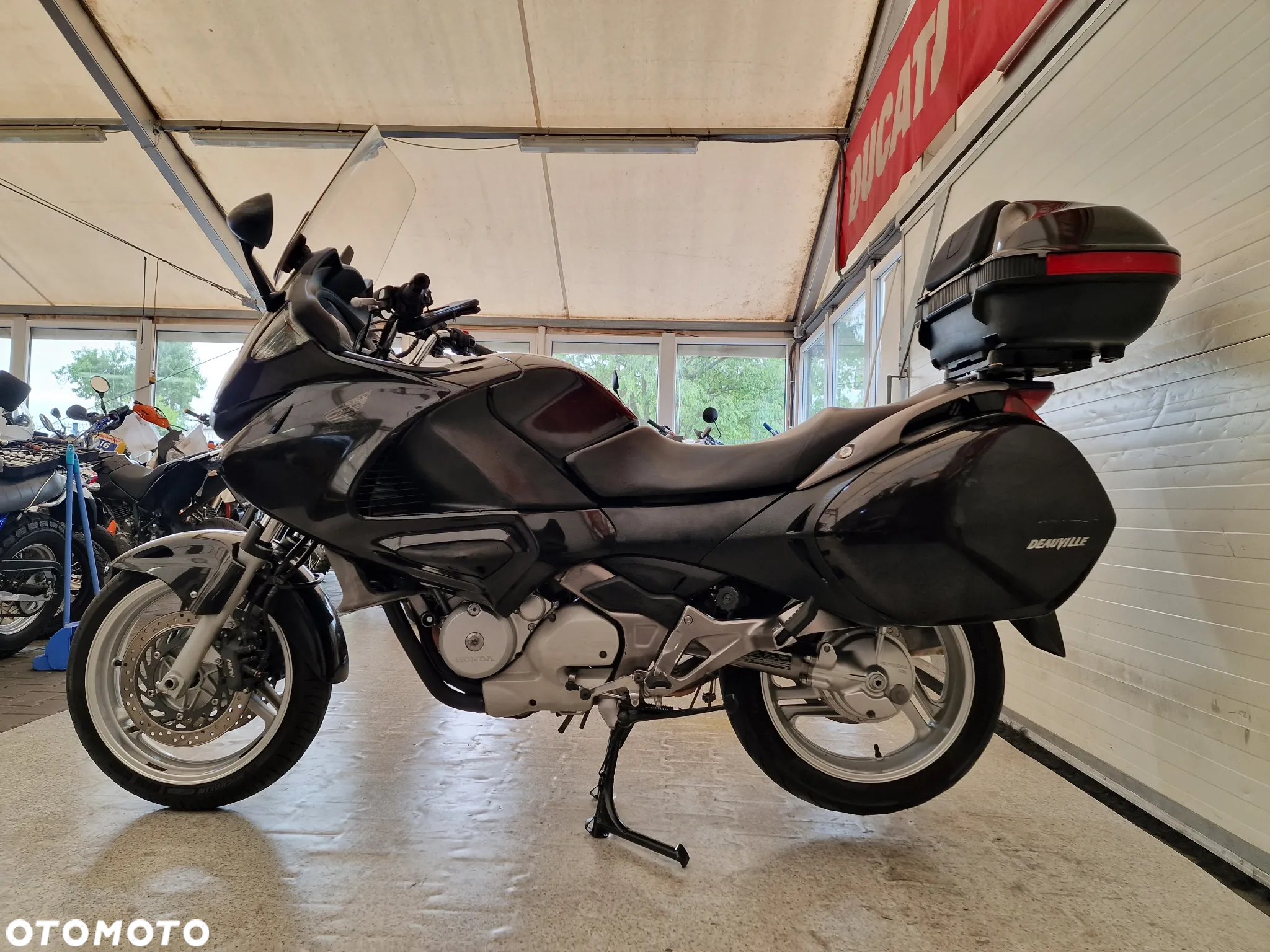 Honda NTV - 19