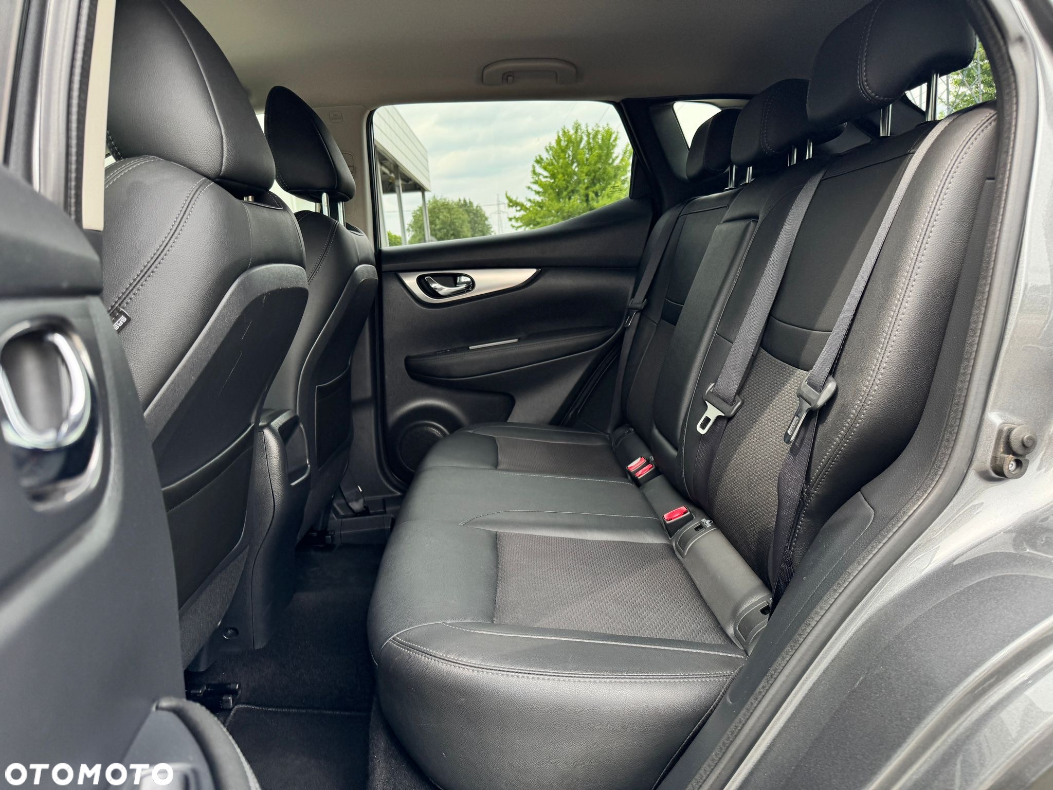 Nissan Qashqai 1.3 DIG-T Tekna - 8