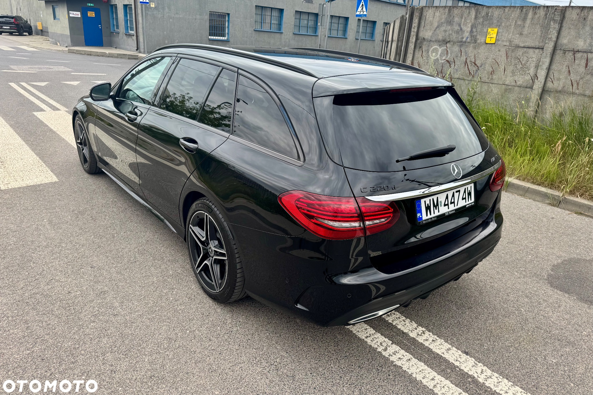 Mercedes-Benz Klasa C 220 d T 9G-TRONIC AMG Line - 12