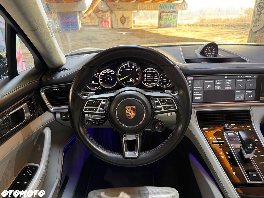 Porsche Panamera Turbo S E-Hybrid GPF - 26