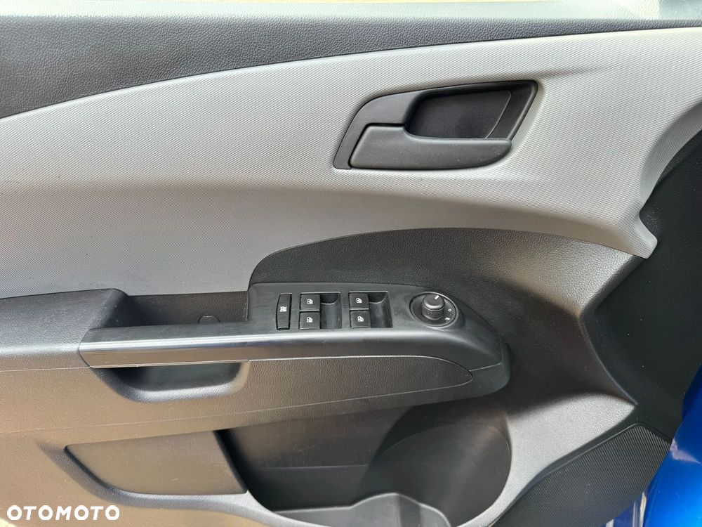 Chevrolet Aveo 1.4 16V LS Design+ - 15
