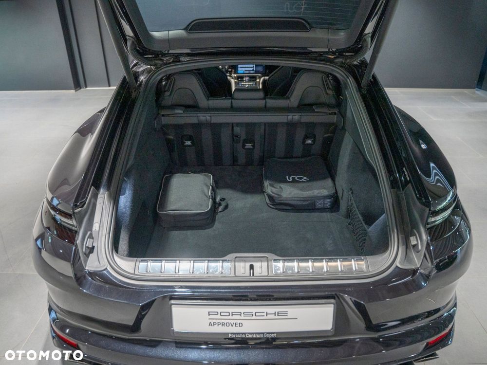 Porsche Panamera - 16