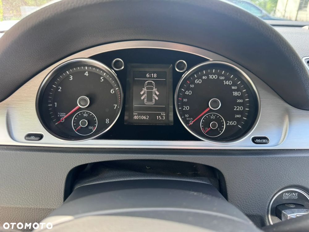 Volkswagen Passat 3.6 V6 4Mot Highline DSG - 13