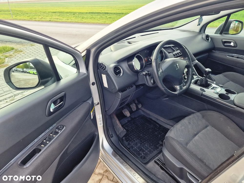 Peugeot 3008 155 THP Allure - 17