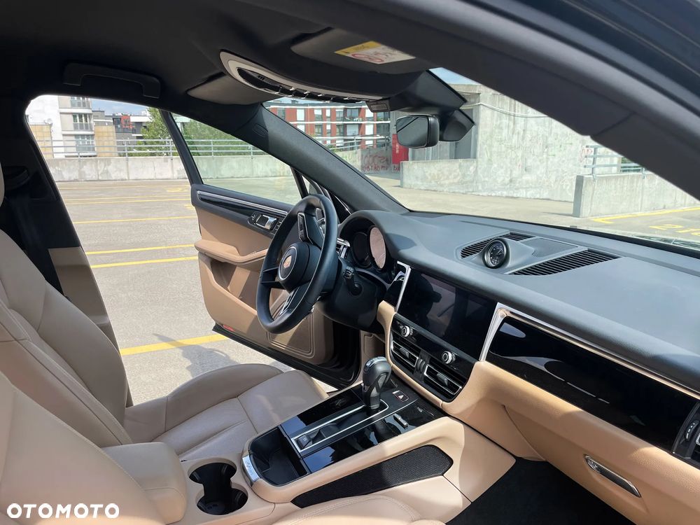 Porsche Macan - 9
