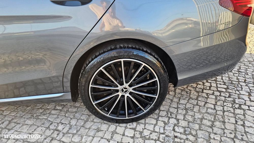 Mercedes-Benz C 300 - 12