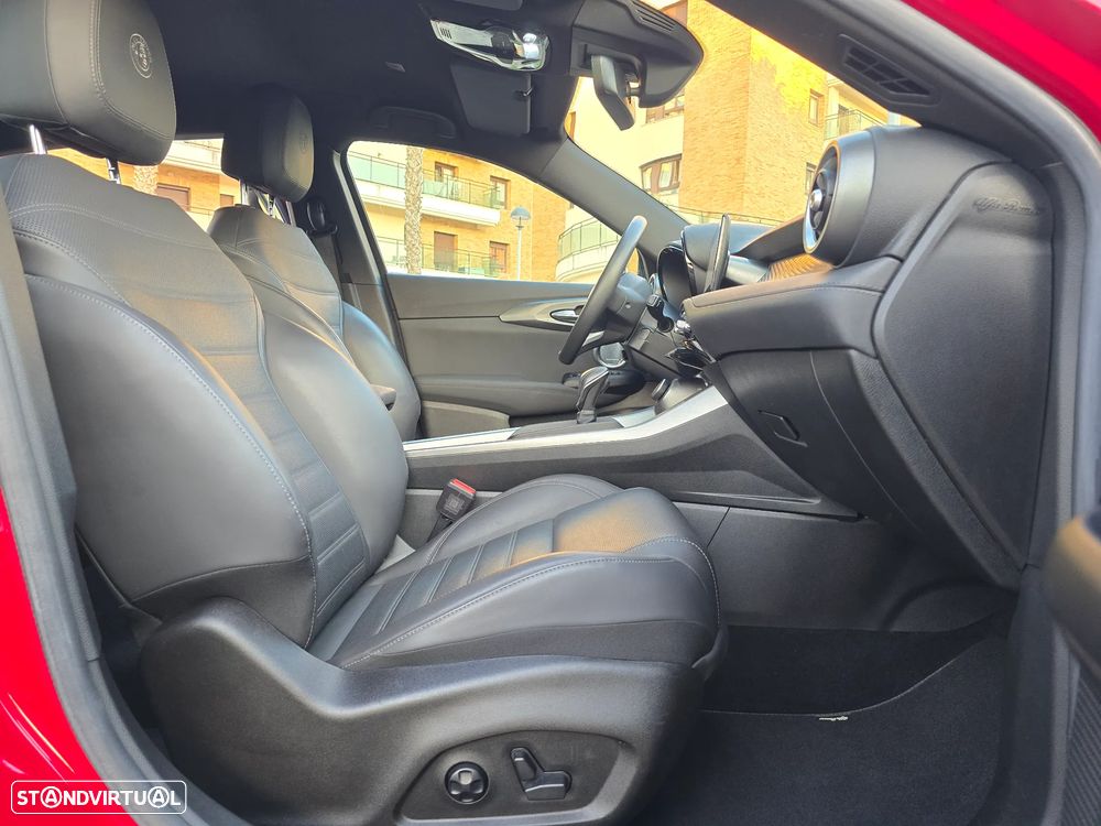 Alfa Romeo Tonale 1.5 Hybrid Edizione Speciale - 11