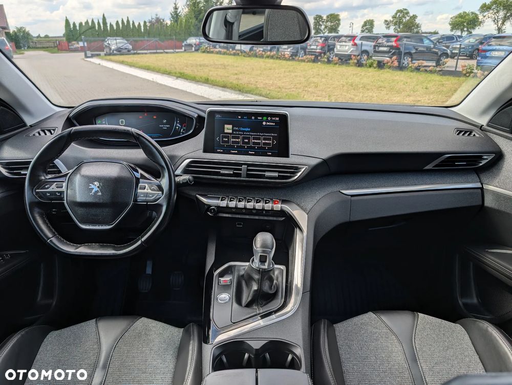 Peugeot 5008 2.0 BlueHDI Allure S&S - 24