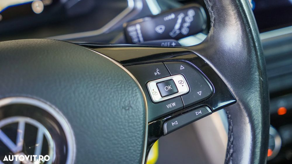 Volkswagen T-ROC 2.0 TDI DSG Design - 17