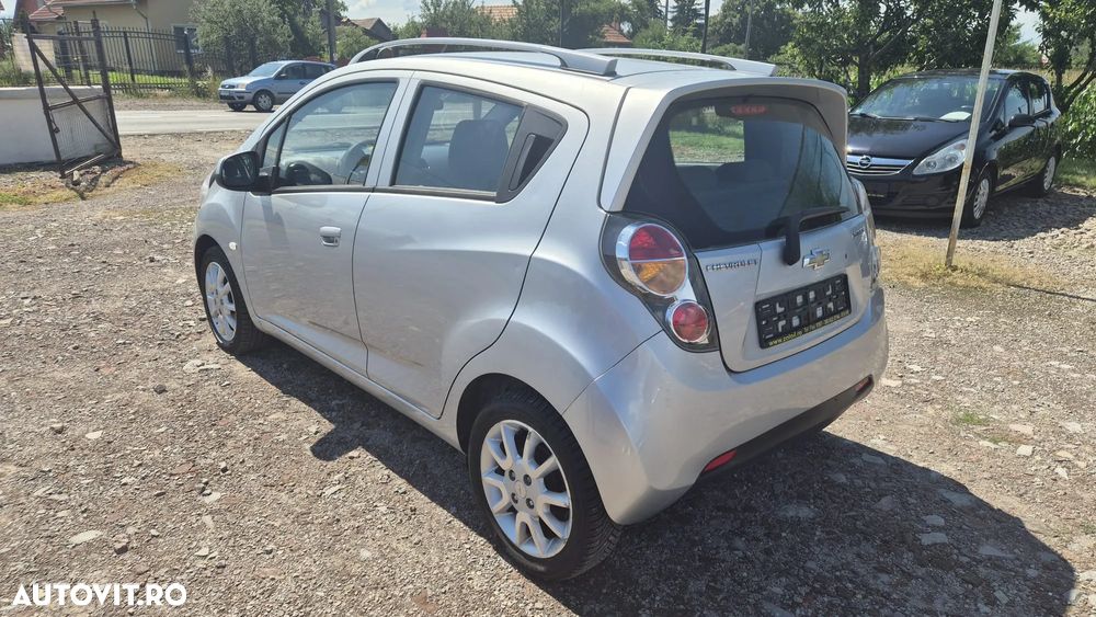 Chevrolet Spark 1.0 LS+ - 4