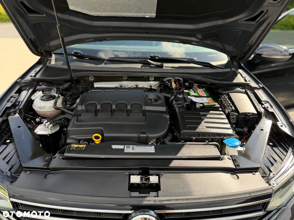 Volkswagen Passat 2.0 TDI Elegance DSG - 15