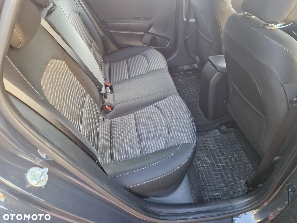 Kia Ceed 1.5 T-GDI M DCT - 20