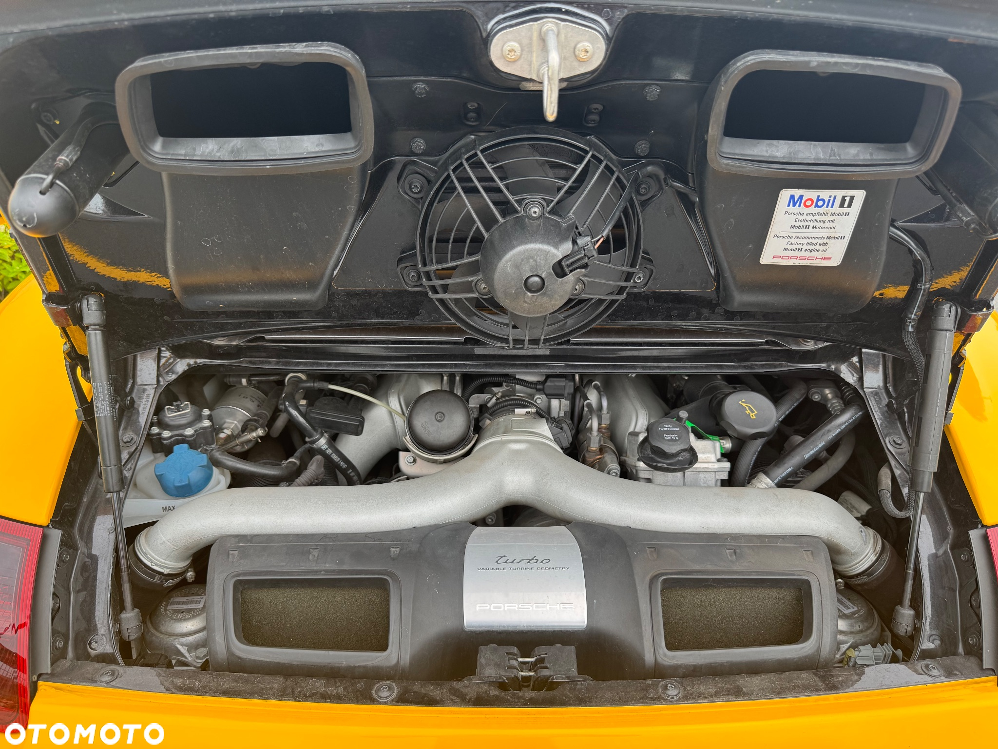 Porsche 911 Turbo Tiptronic S - 32
