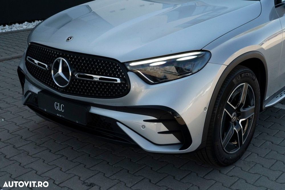 Mercedes-Benz GLC - 36