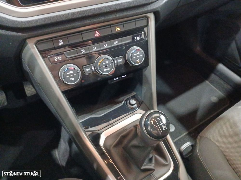 VW T-Roc 1.0 TSI Style - 21