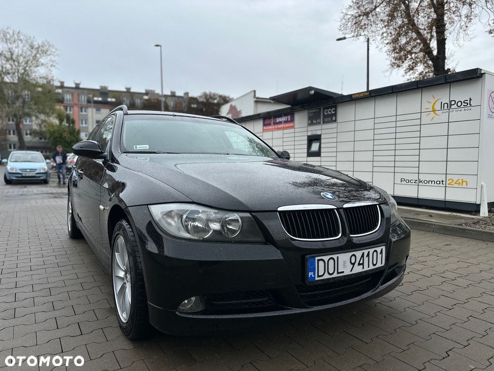 BMW Seria 3 318d - 2