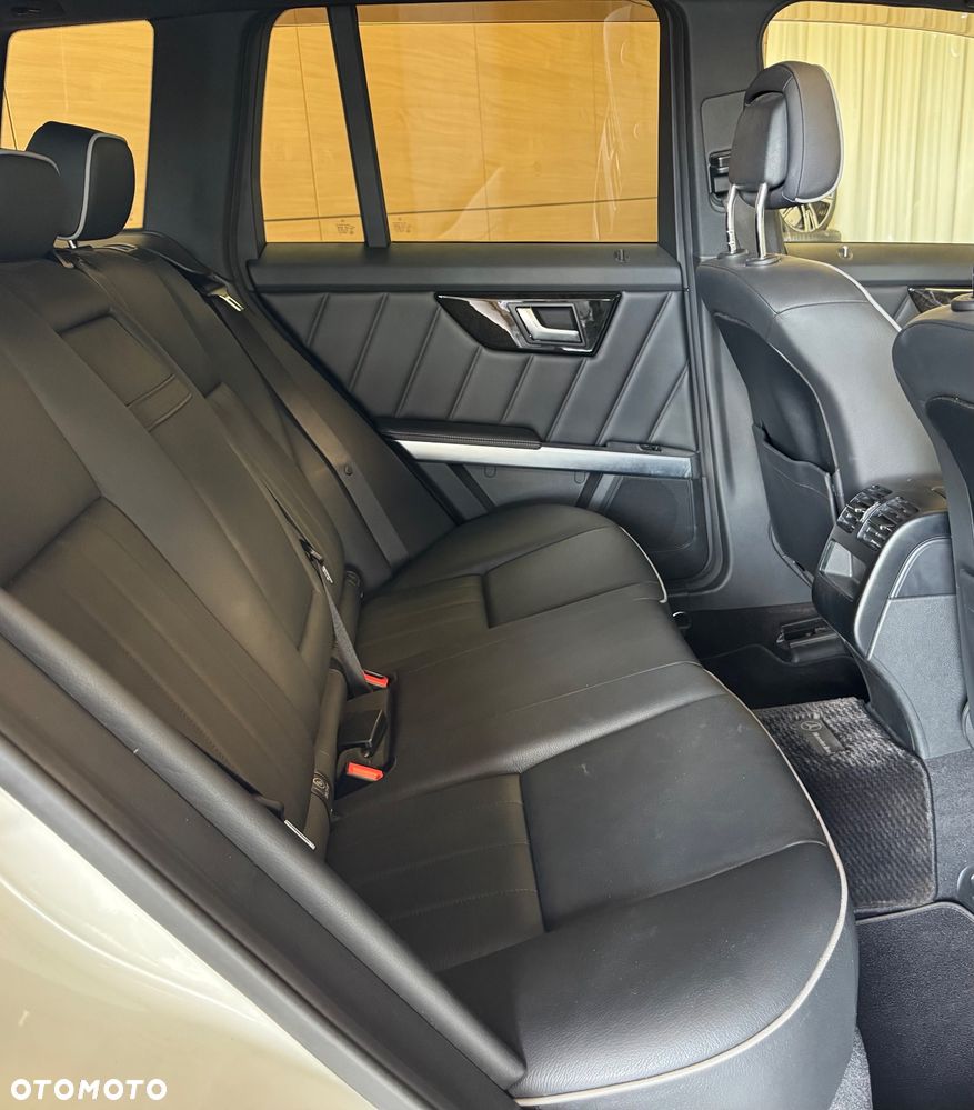 Mercedes-Benz GLK 350 4-Matic - 19