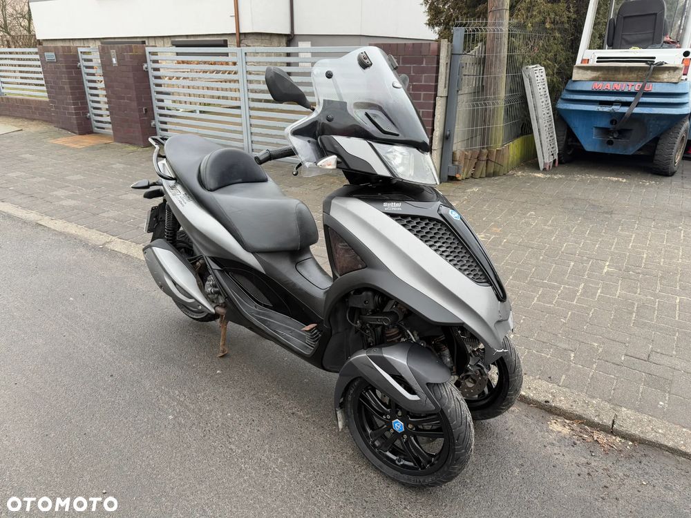 Piaggio MP-3 - 1