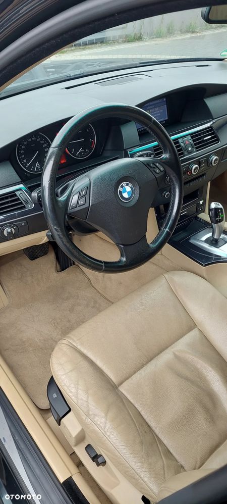 BMW Seria 5 520d - 11