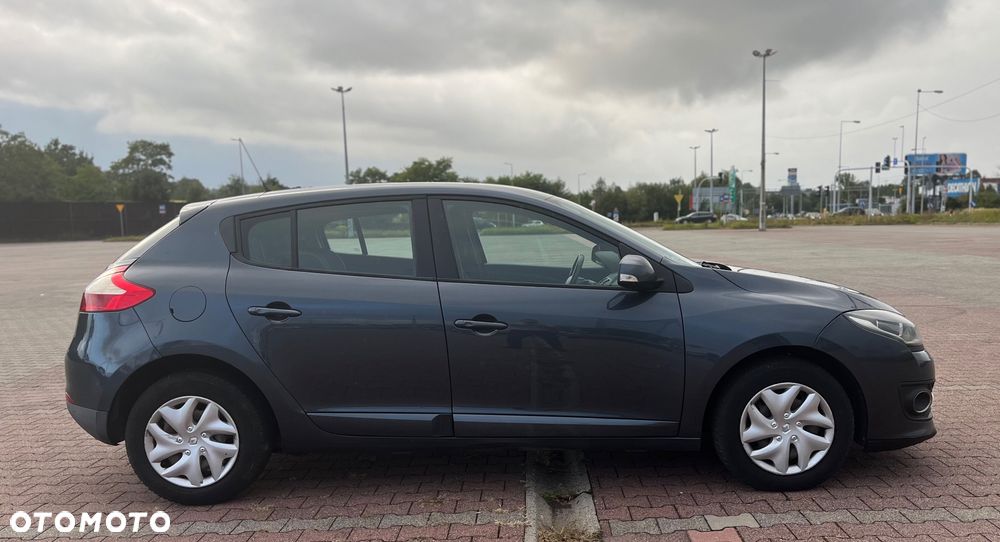 Renault Megane 1.5 dCi Energy Life EU6 - 4