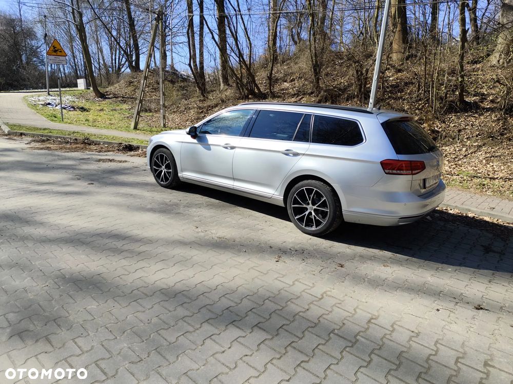 Volkswagen Passat Variant 2.0 TDI SCR DSG Comfortline - 11