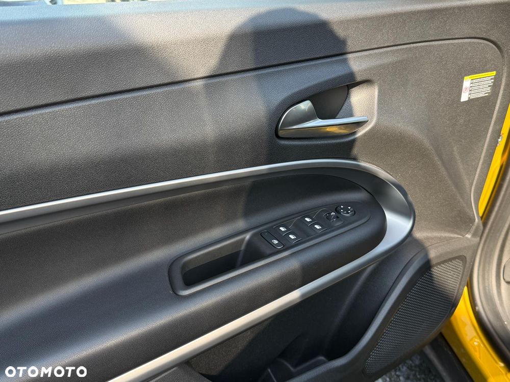 Jeep Avenger 1.2 T3 mHEV Overland 4xe eDCT6 - 21