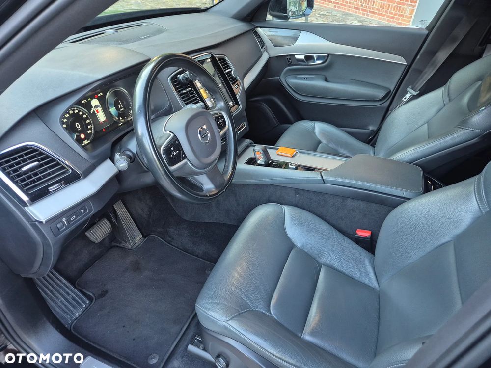 Volvo XC 90 T8 AWD Recharge Geartronic Inscription Expression - 5