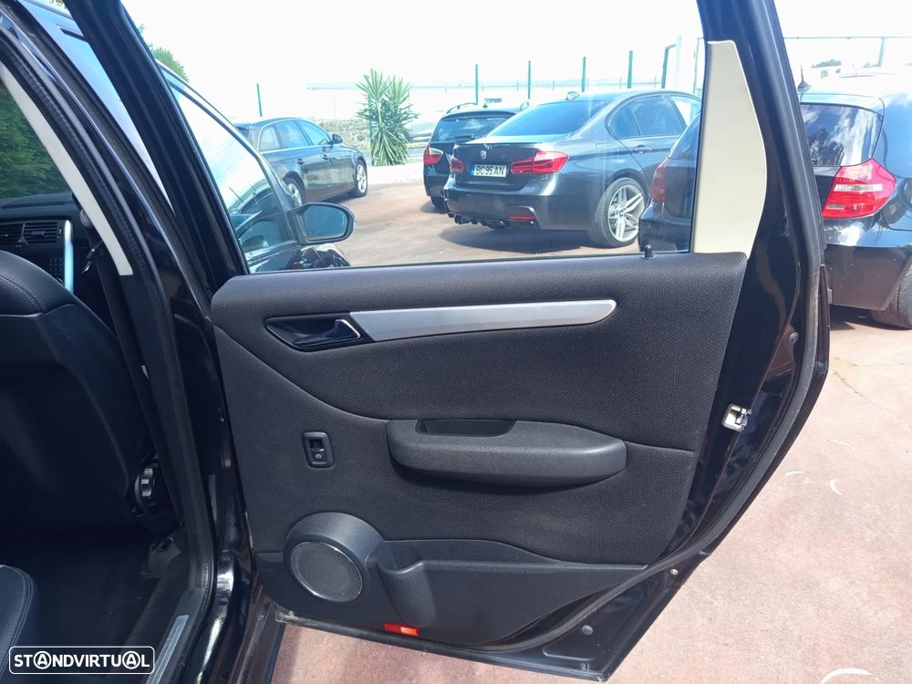 Mercedes-Benz B 180 CDI - 20