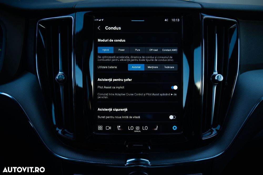 Volvo XC 60 T8 AWD Ultra Dark - 36